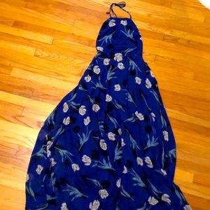 Open-back Maxi Dress